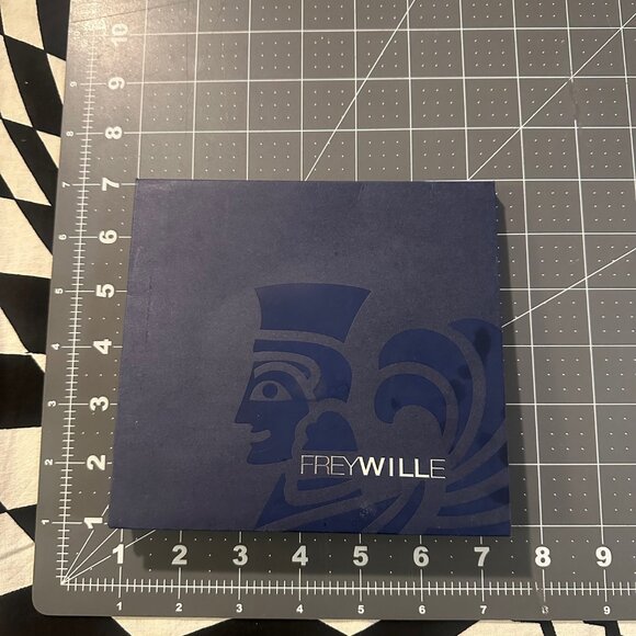 Nibrare  FreyWille  Silk scarf: /  Gavroche Magic Sphinx - Picture 9 of 9